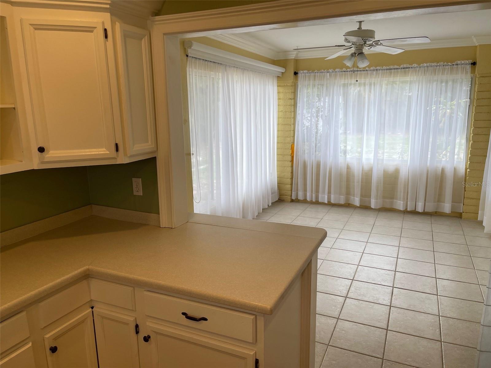 2165 SUNNYSIDE LN — photo 27