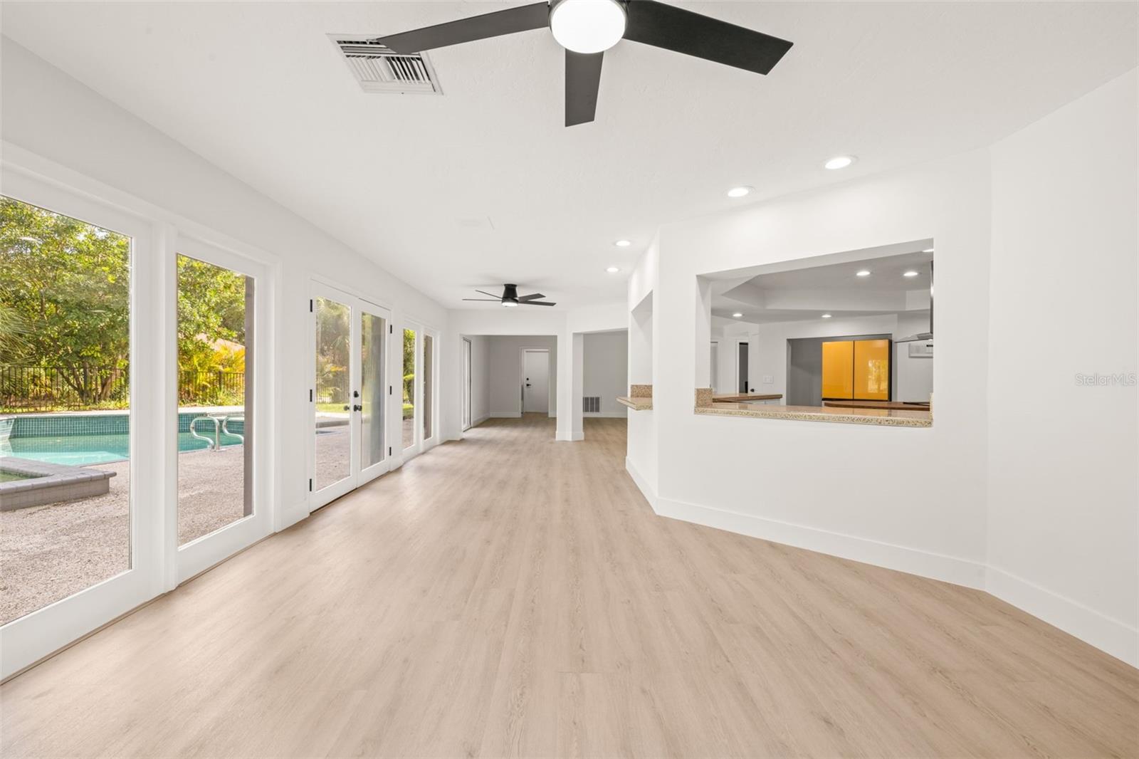 2668 CONCORDE CT — photo 34