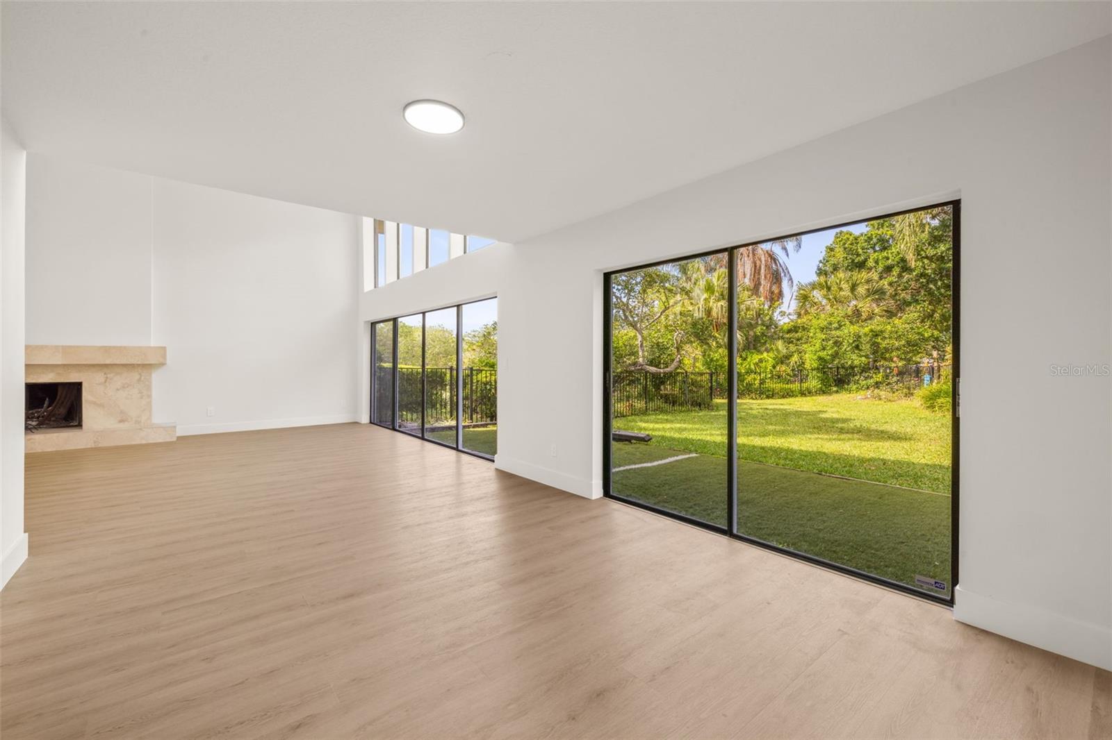 2668 CONCORDE CT — photo 25
