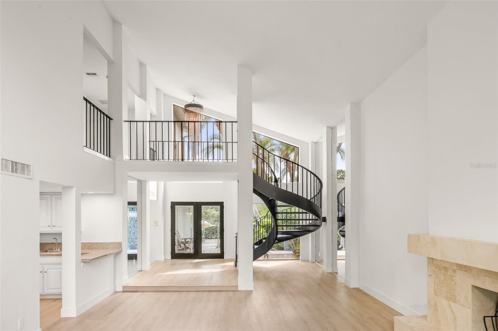2668 CONCORDE CT — photo 3