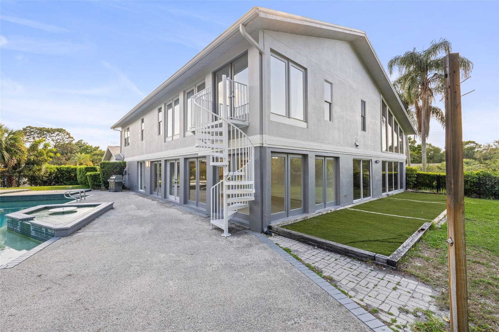 2668 CONCORDE CT — photo 84