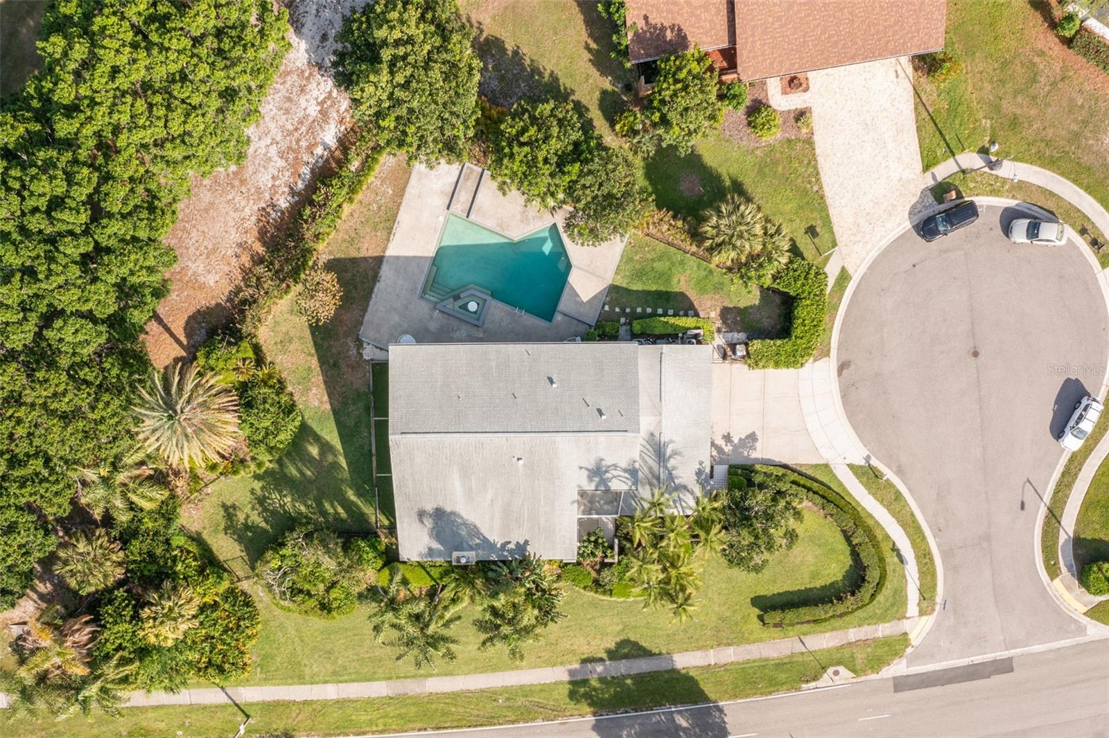 2668 CONCORDE CT — photo 95