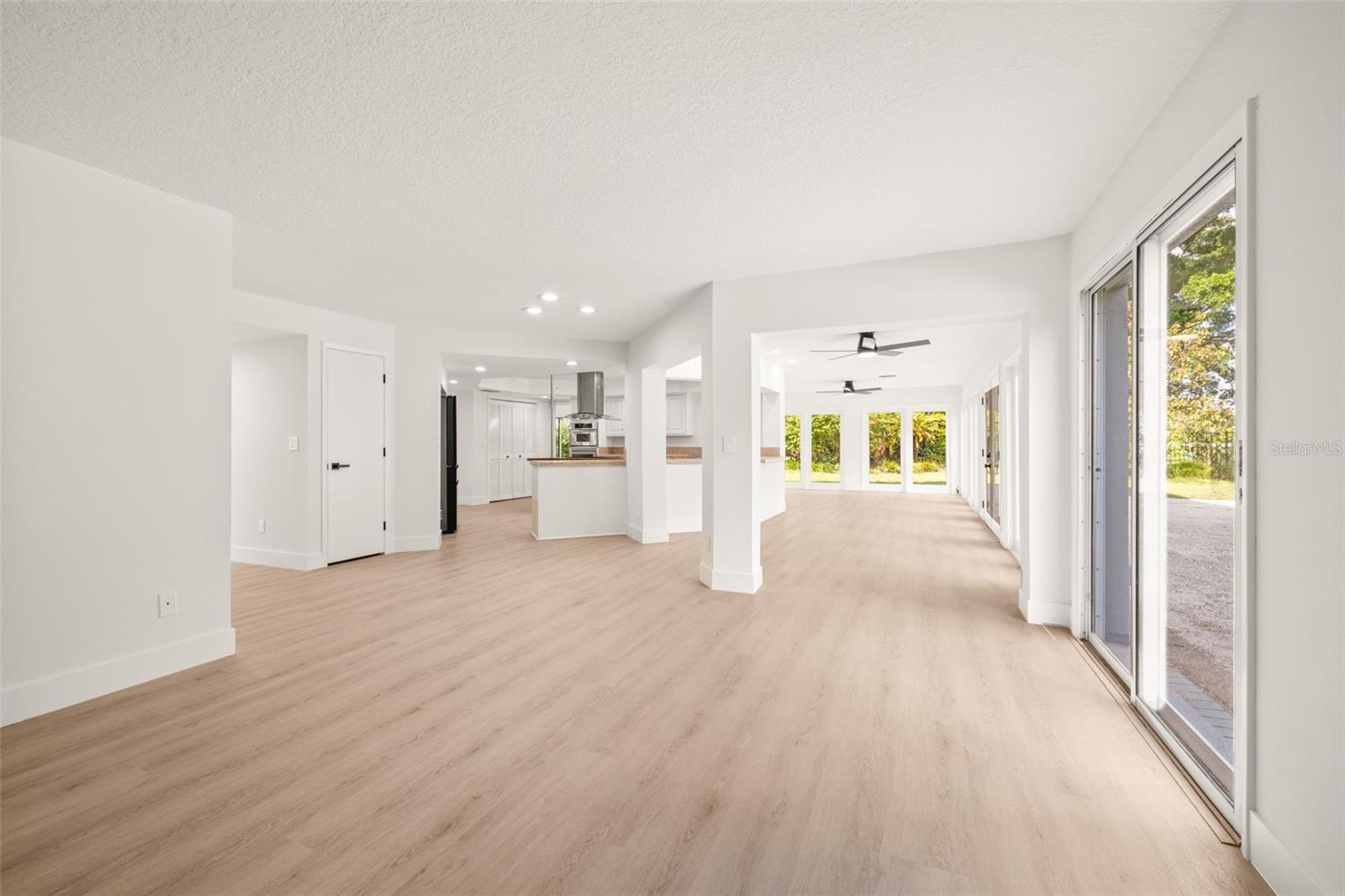2668 CONCORDE CT — photo 9