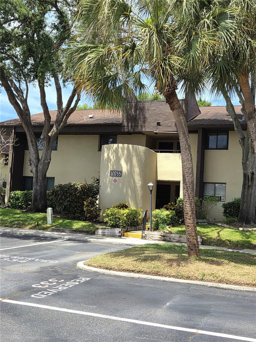 10755 VILLAGE CLUB CIR N #101 — photo 3