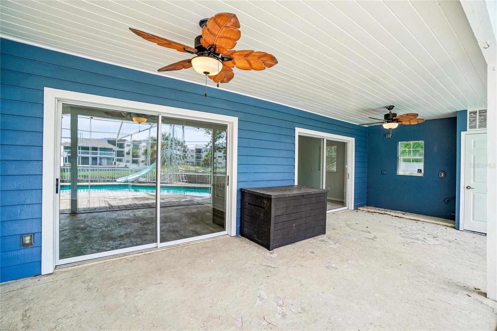 5609 EXECUTIVE DR — photo 57