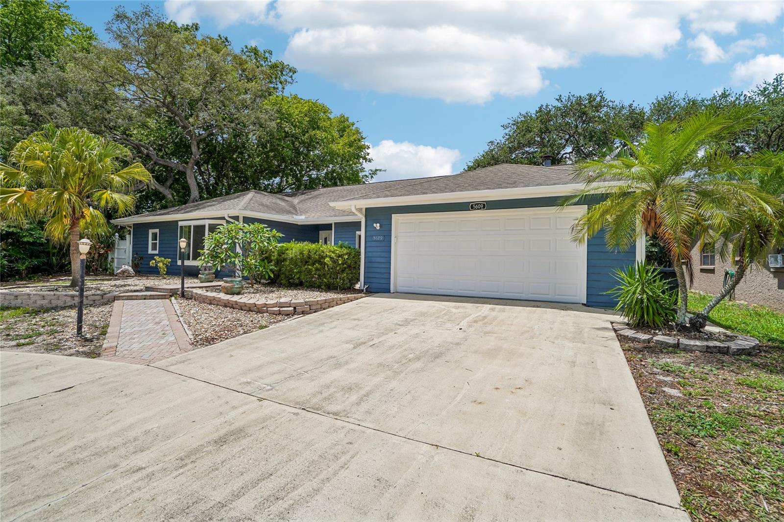 5609 EXECUTIVE DR — photo 44