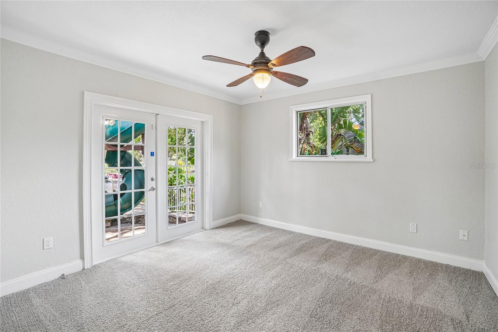 5609 EXECUTIVE DR — photo 29