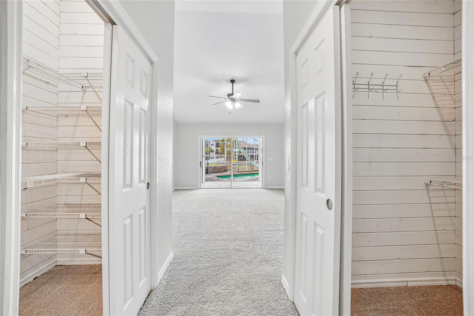 5609 EXECUTIVE DR — photo 32