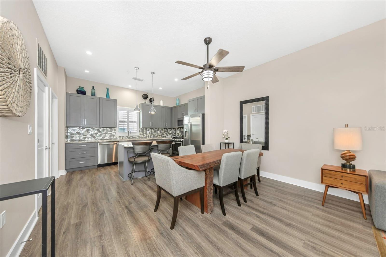 946 HIGHLAND AVE #45 — photo 9