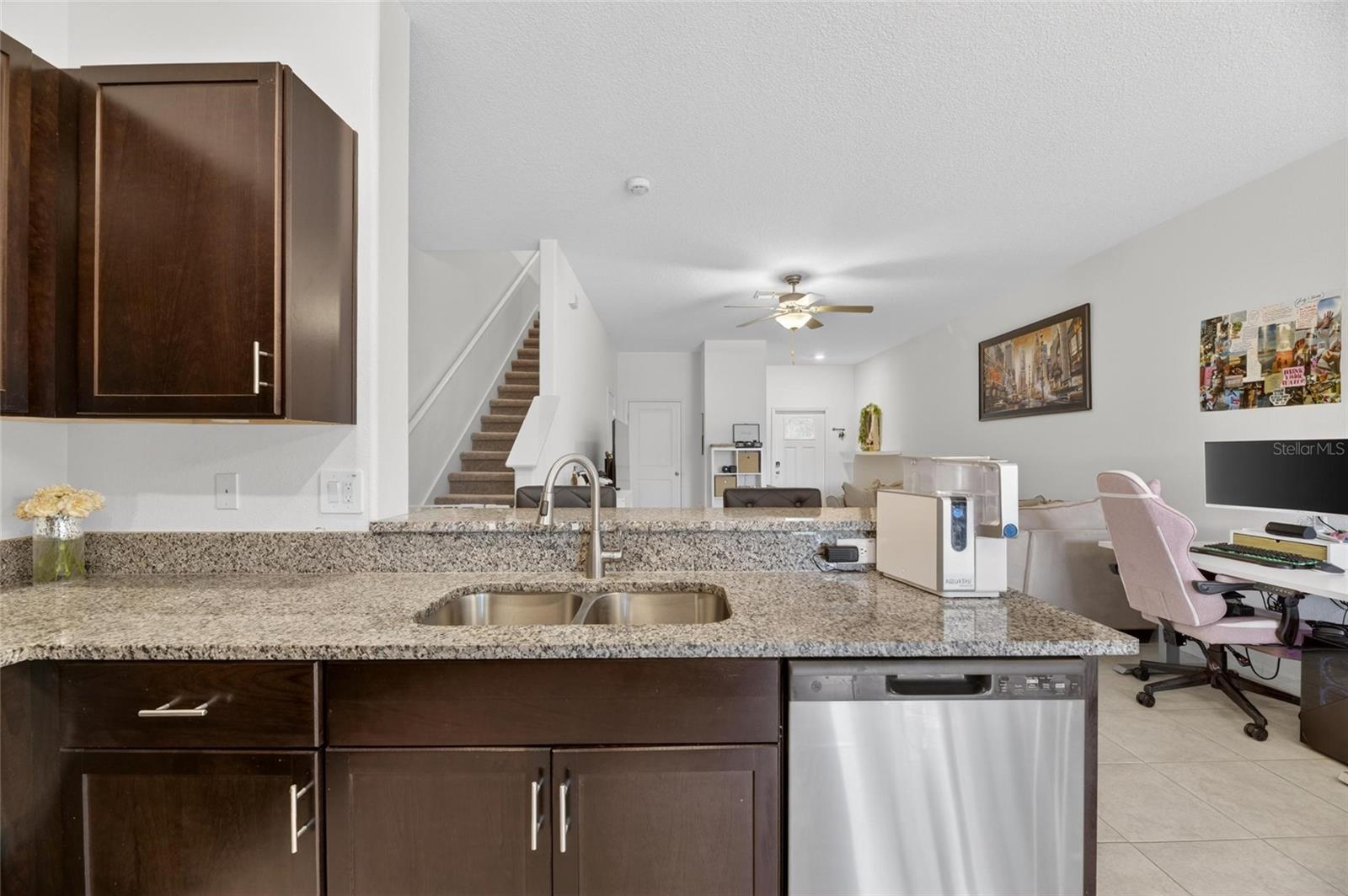 5084 FORUM BLVD — photo 22