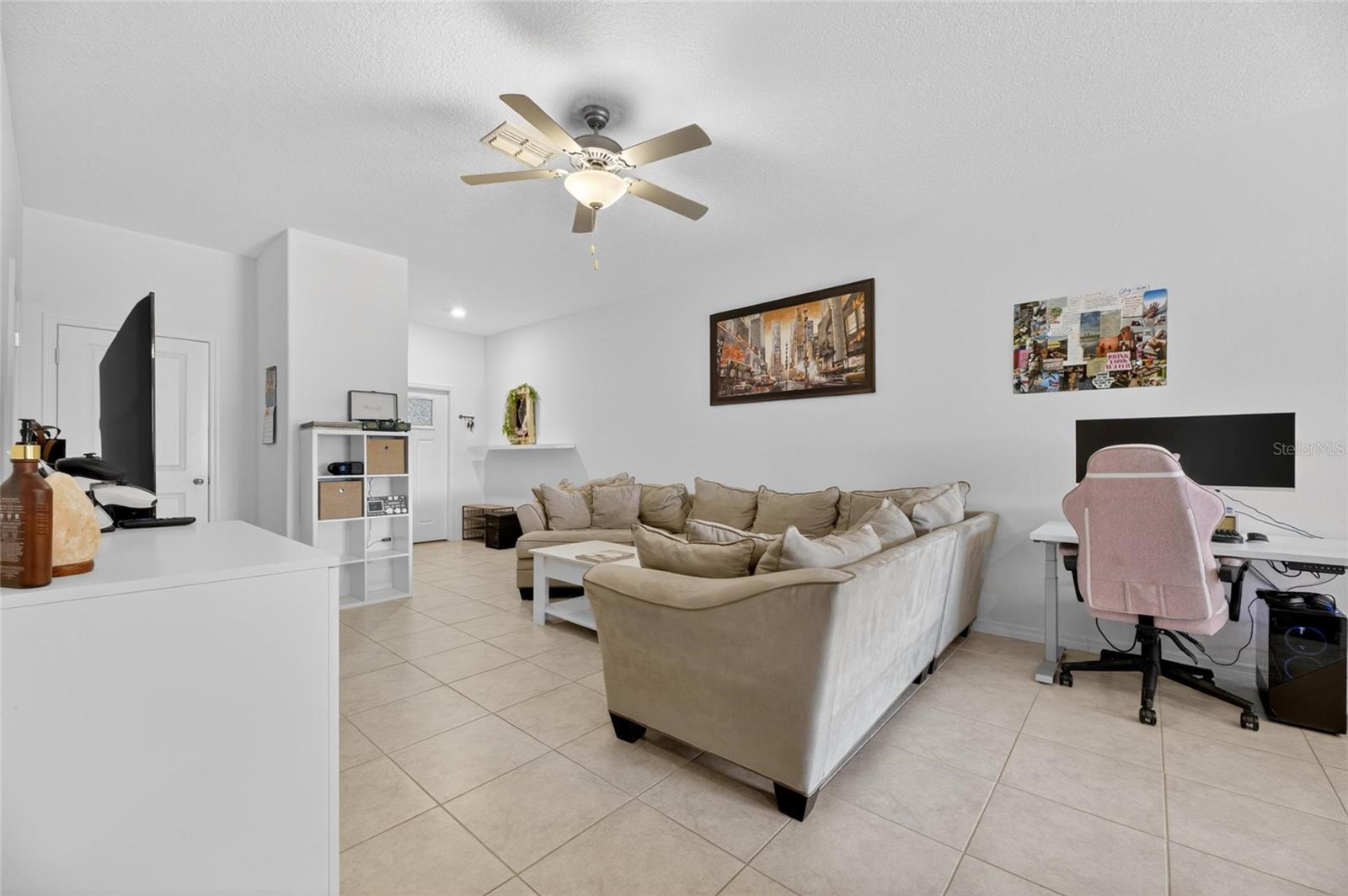 5084 FORUM BLVD — photo 14