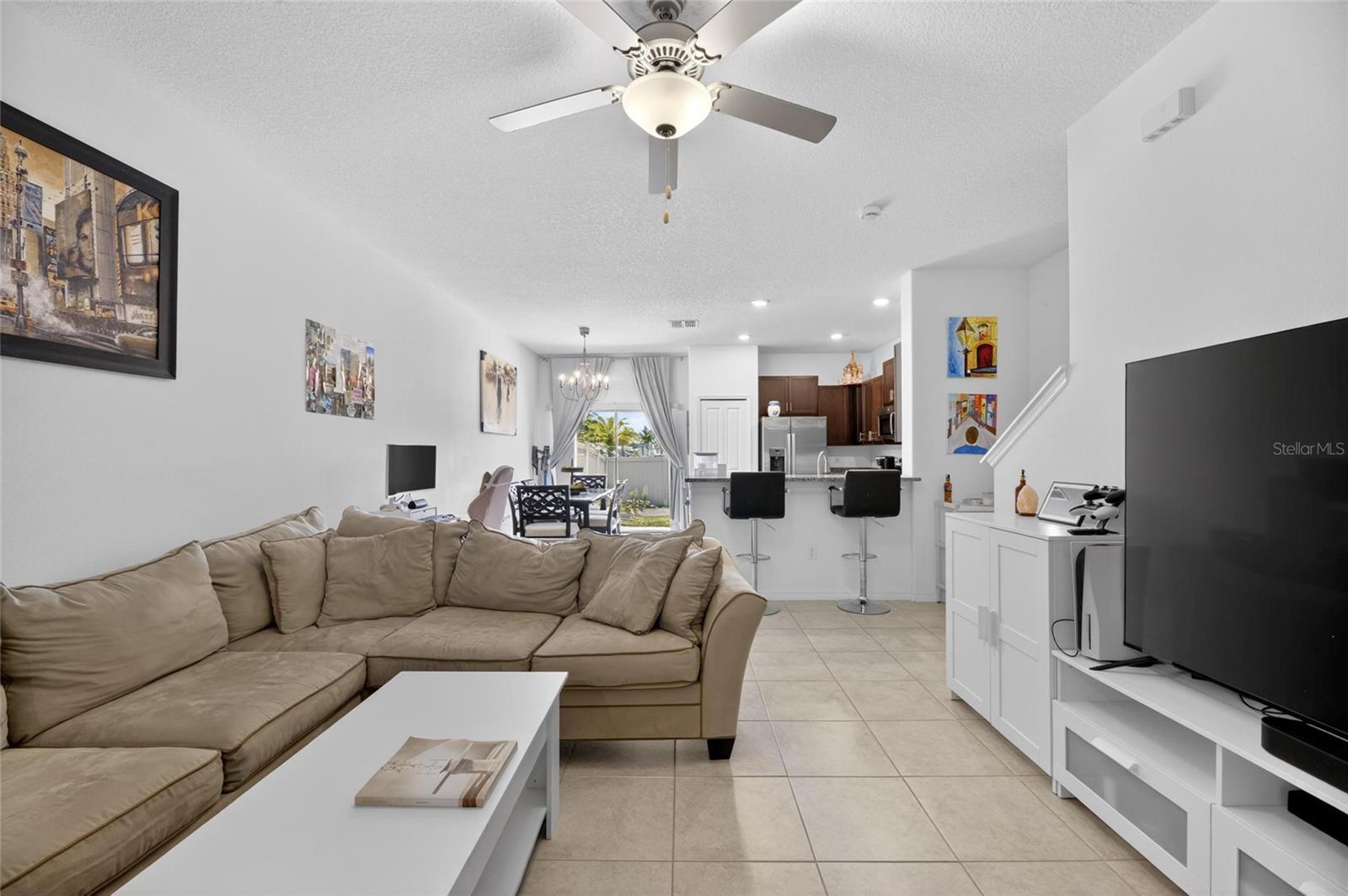 5084 FORUM BLVD — photo 13