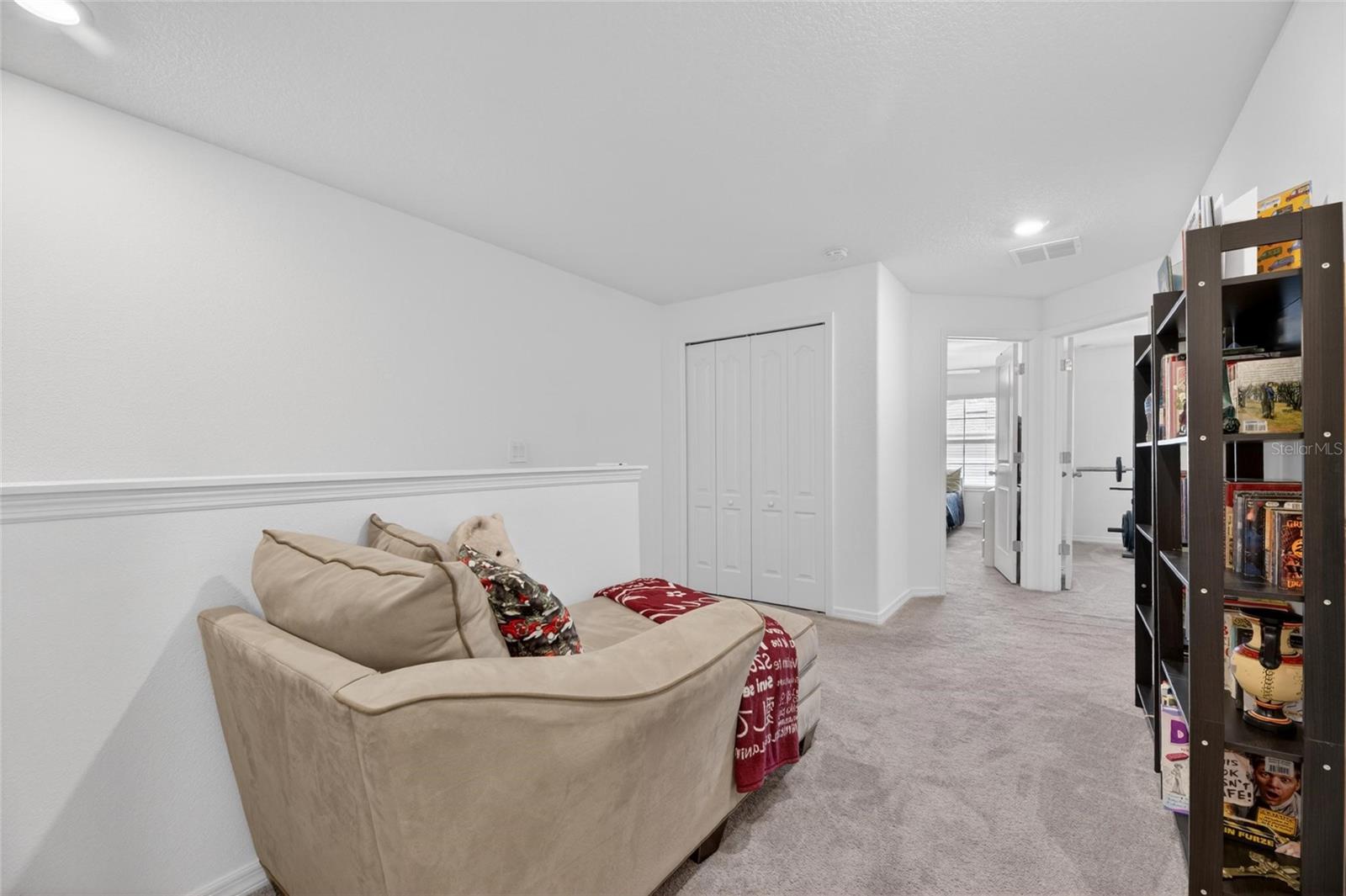 5084 FORUM BLVD — photo 29
