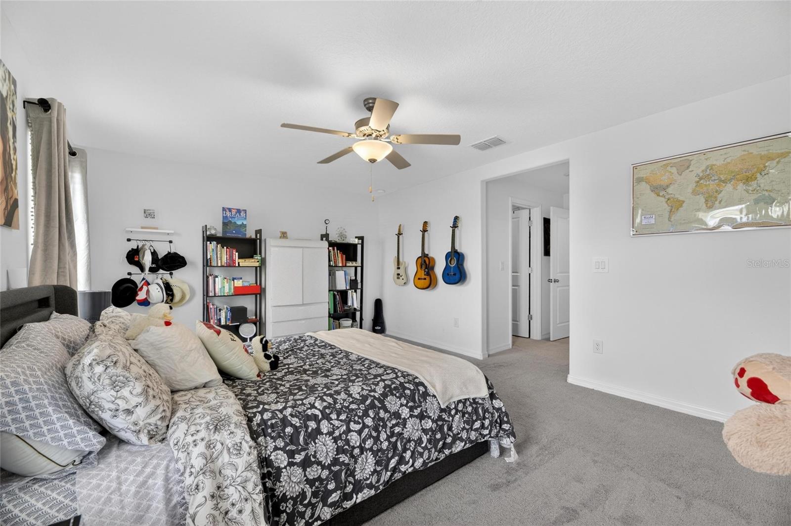 5084 FORUM BLVD — photo 51