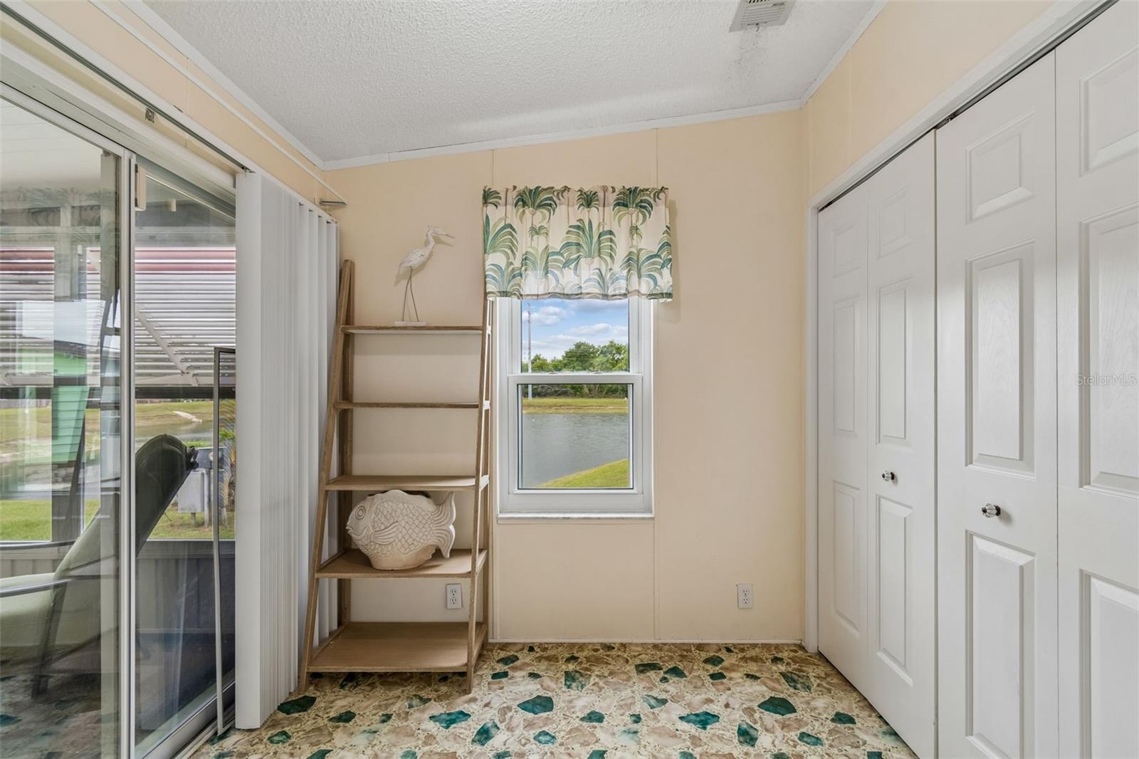 37644 PINATA AVE — photo 31
