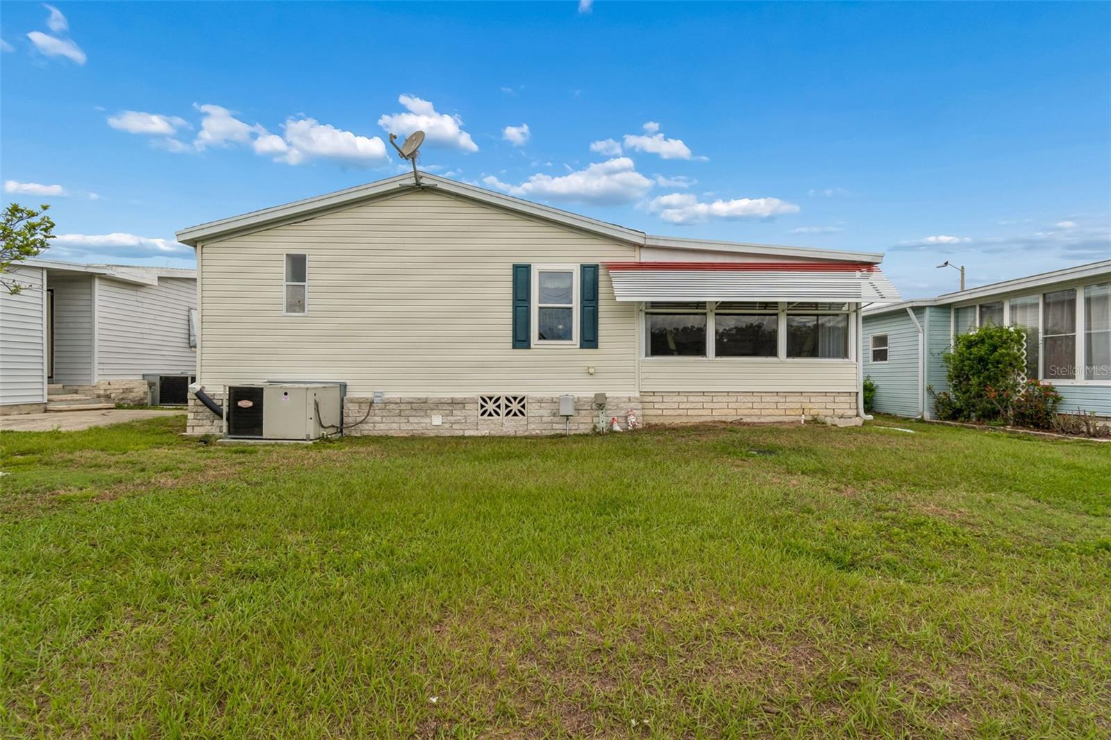37644 PINATA AVE — photo 6