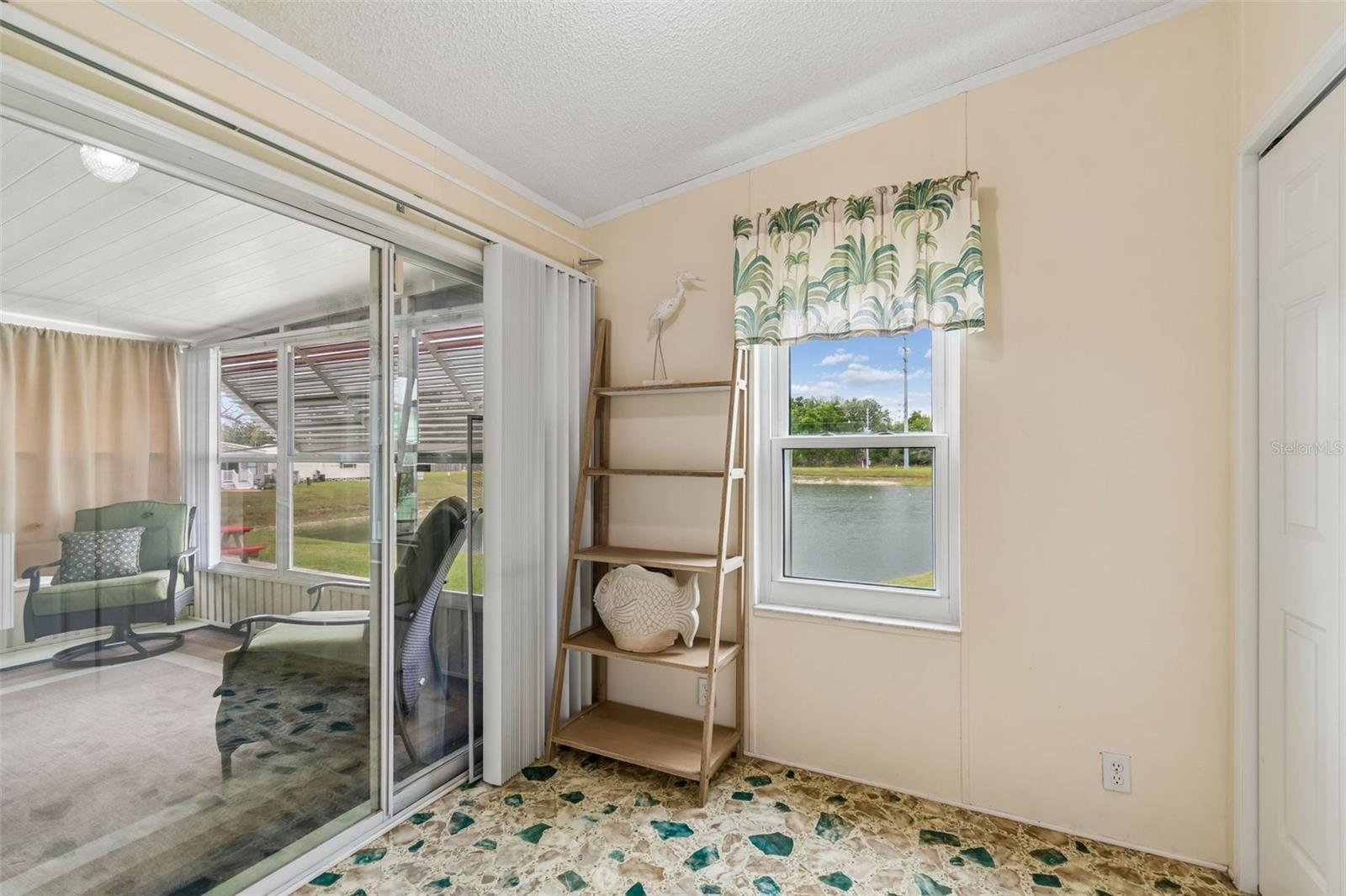 37644 PINATA AVE — photo 34