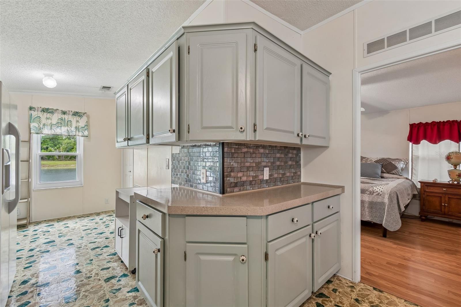 37644 PINATA AVE — photo 27