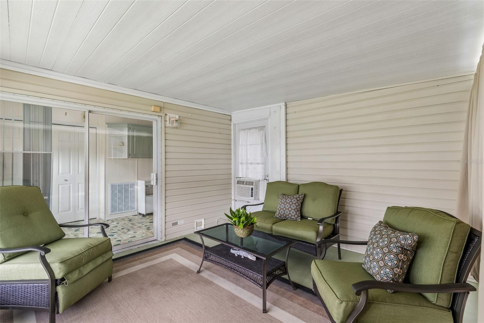 37644 PINATA AVE — photo 40
