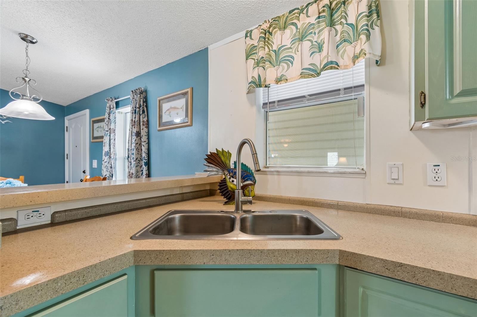 37644 PINATA AVE — photo 28