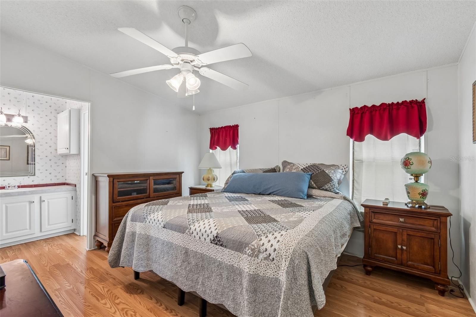 37644 PINATA AVE — photo 42