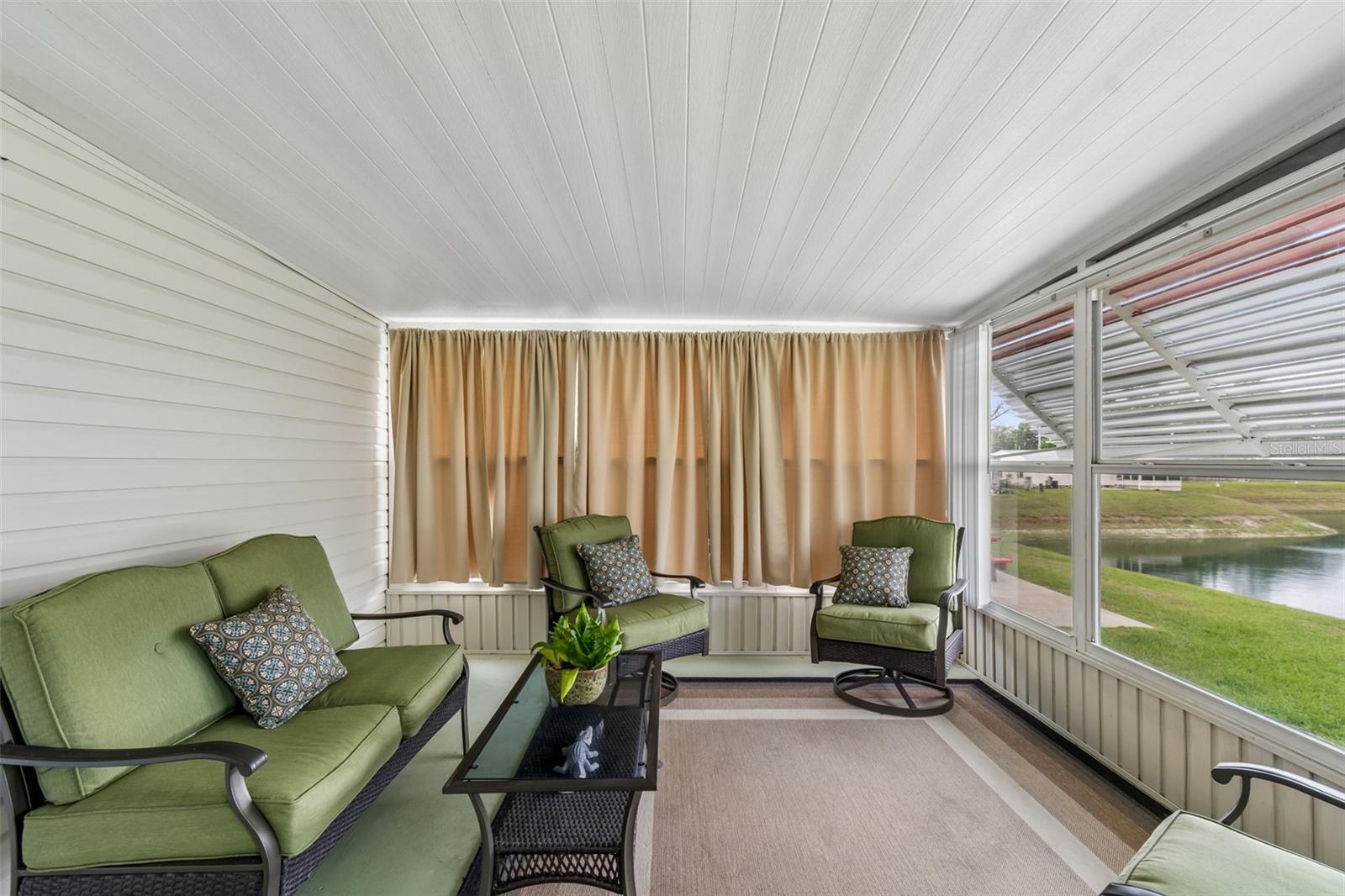 37644 PINATA AVE — photo 36
