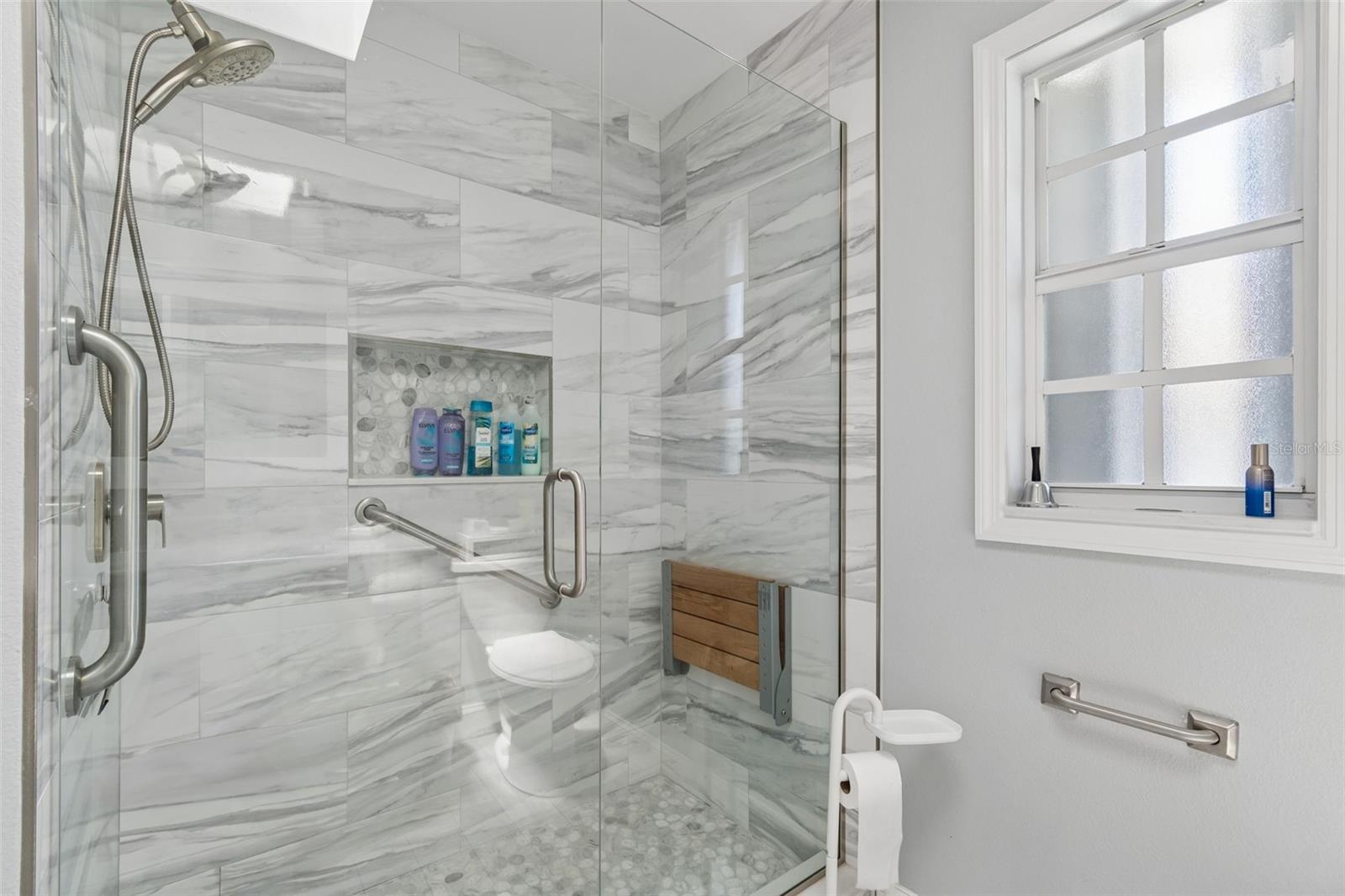6211 BAYSIDE DR — photo 11