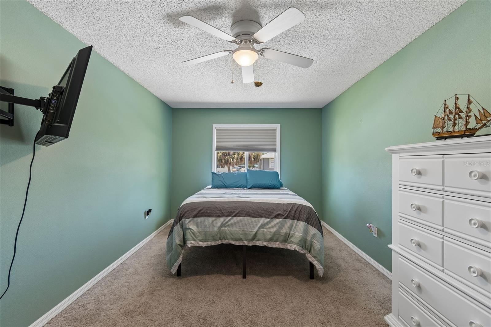 6211 BAYSIDE DR — photo 13