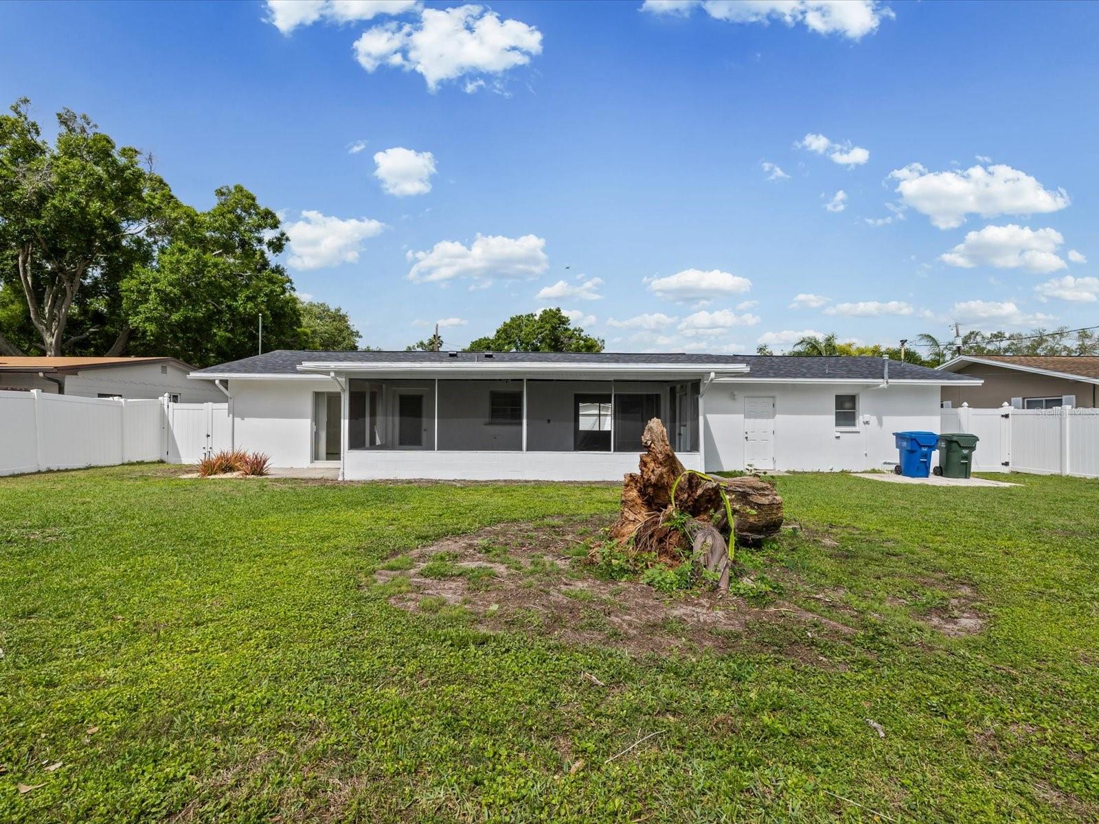 865 IMPERIAL DR — photo 23