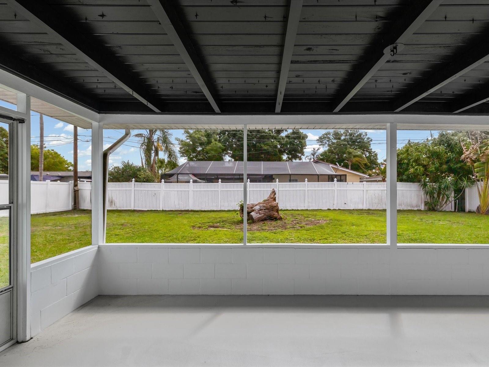 865 IMPERIAL DR — photo 21