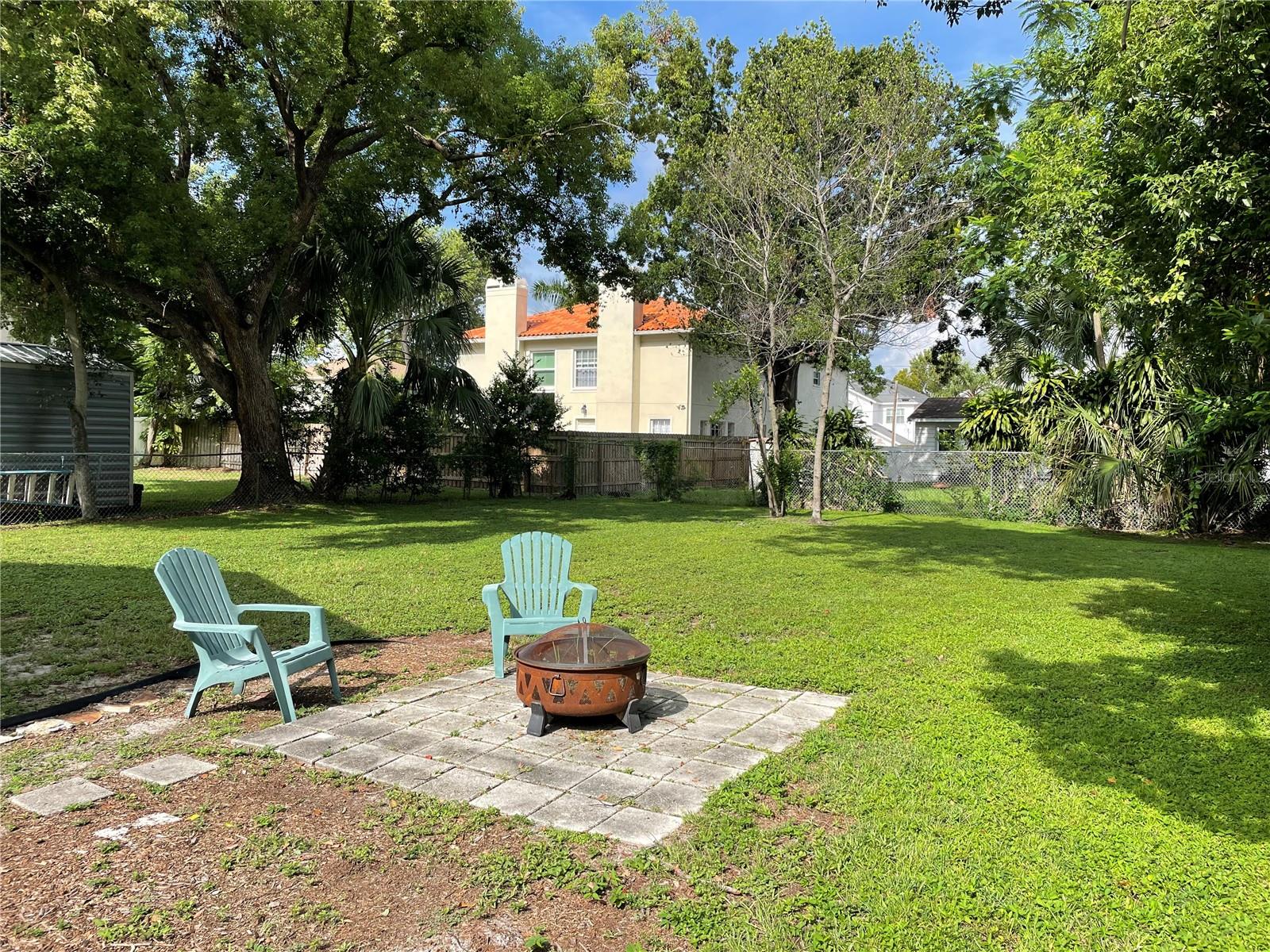 303 S AUDUBON AVE — photo 3