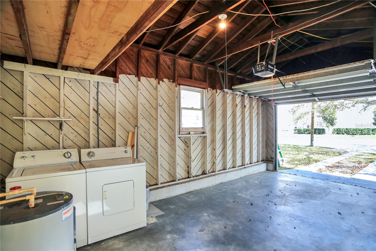 303 S AUDUBON AVE — photo 20