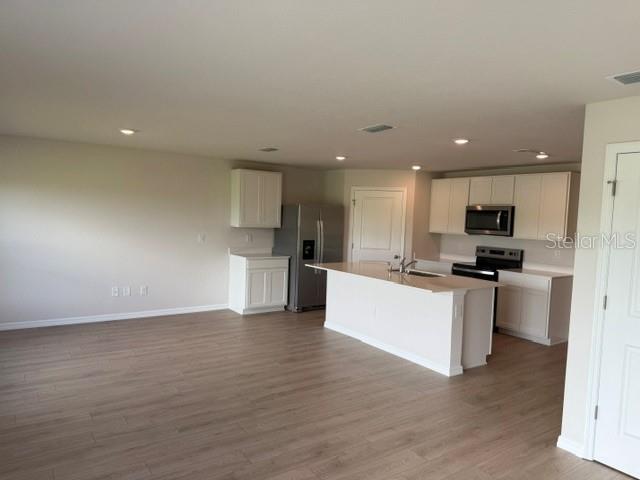 12423 HOPSCOTCH AVE — photo 3