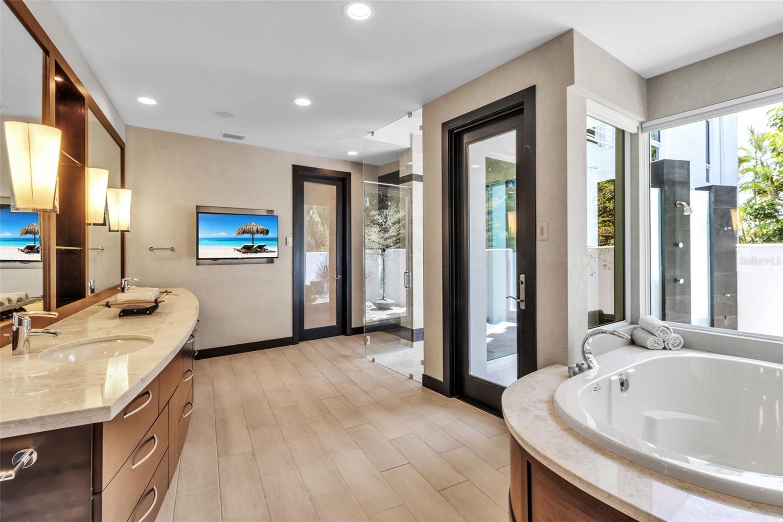 445 MCKINLEY DR — photo 39