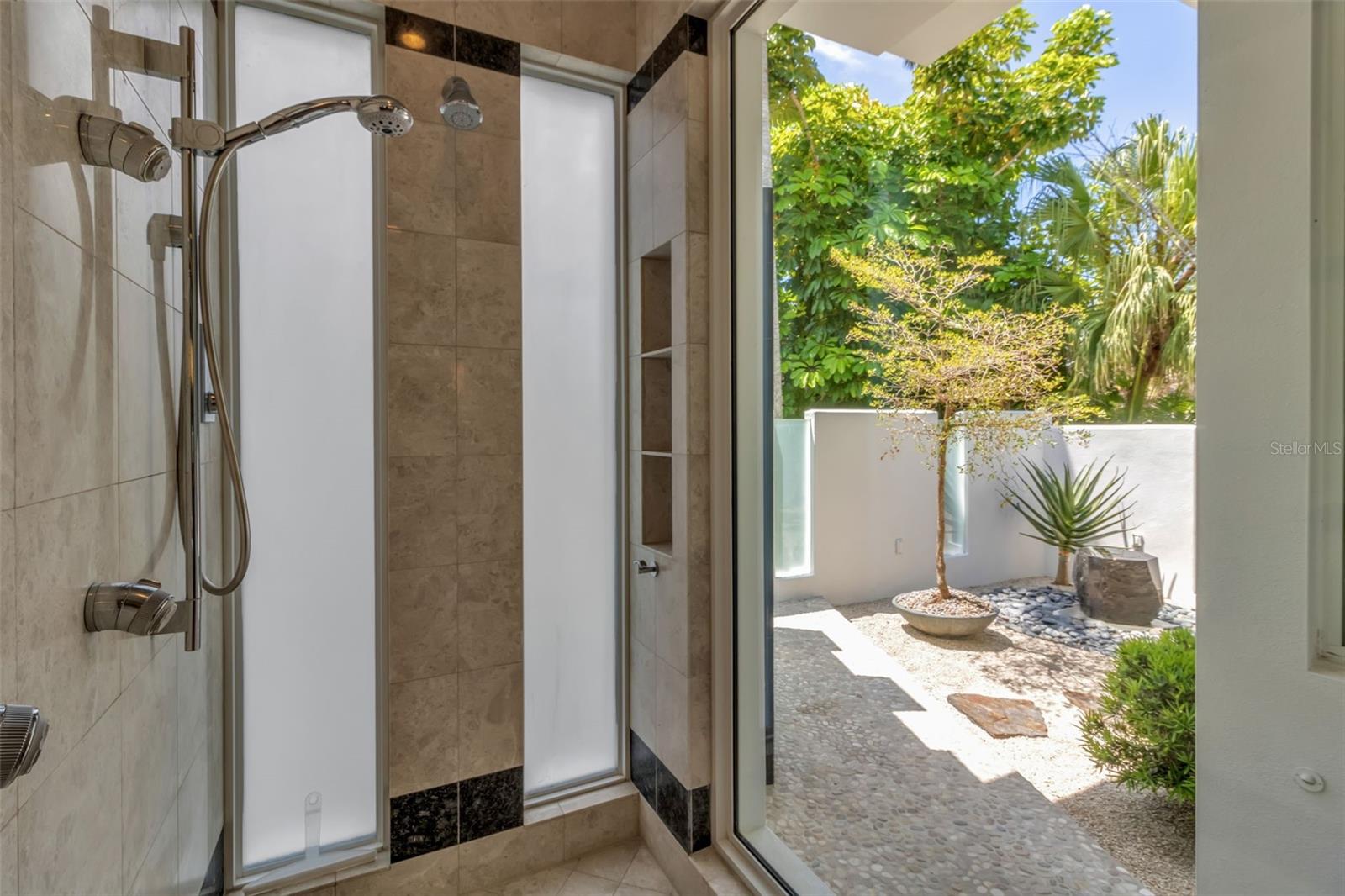 445 MCKINLEY DR — photo 41