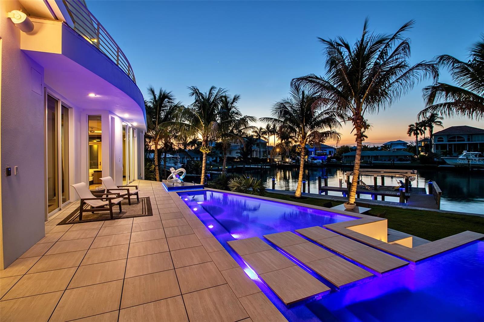 445 MCKINLEY DR — photo 4