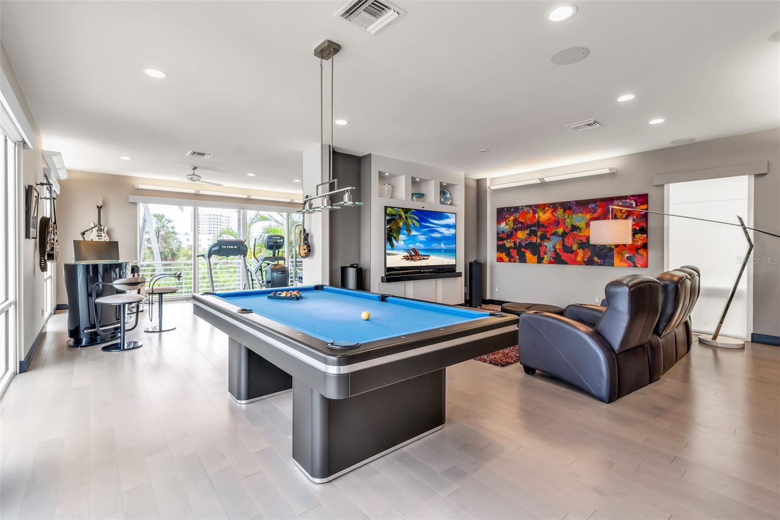 445 MCKINLEY DR — photo 47