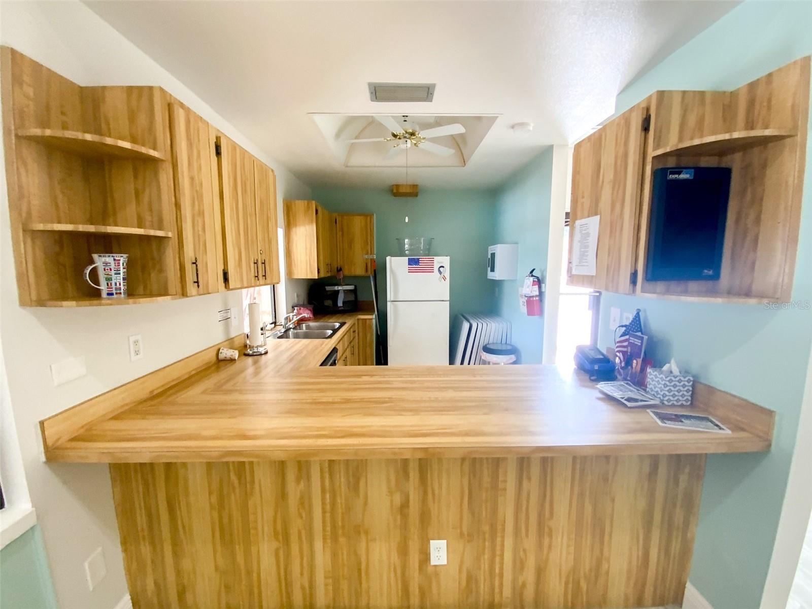 1125 MONTROSE PL — photo 29