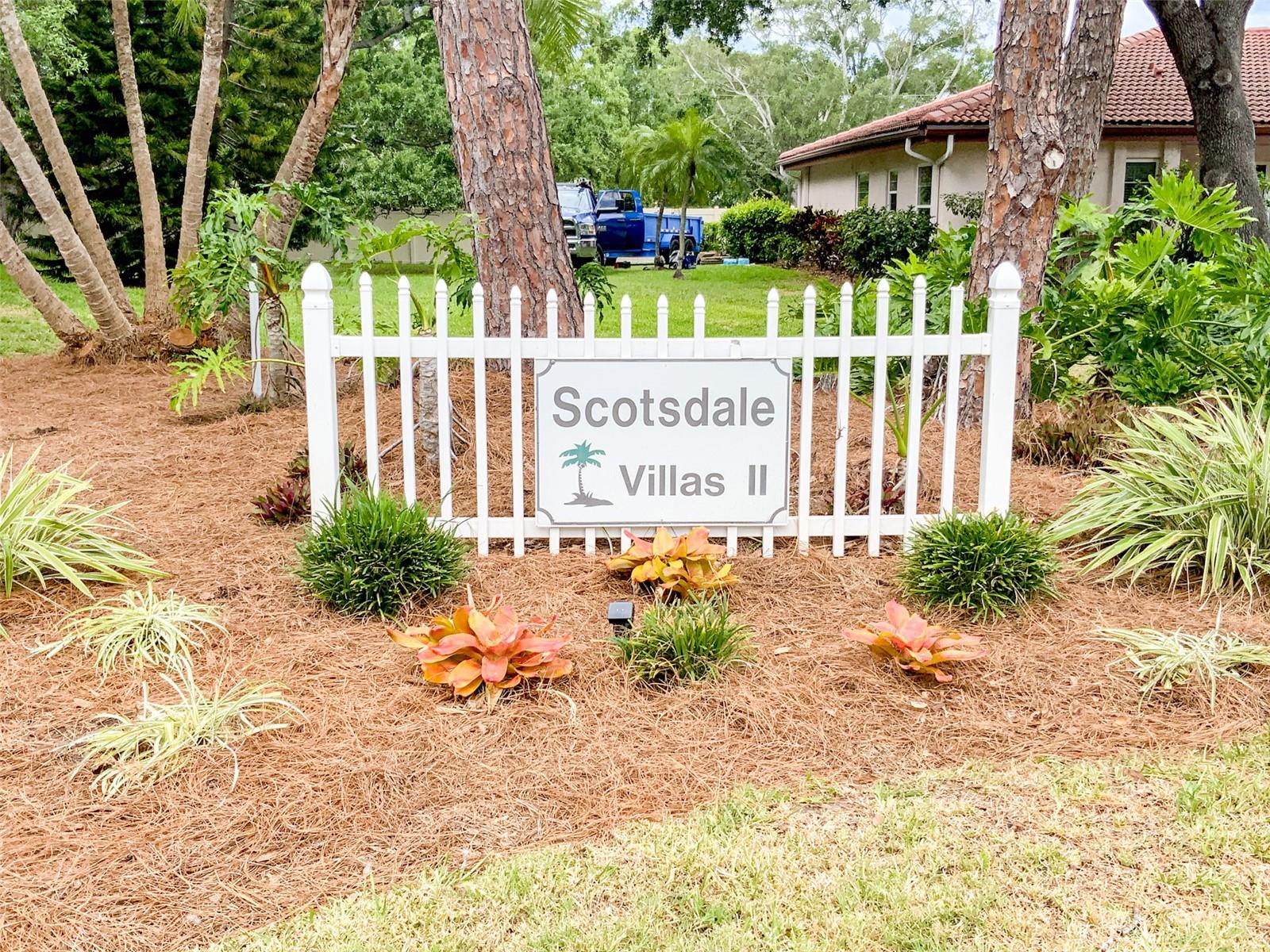 1125 MONTROSE PL — photo 23