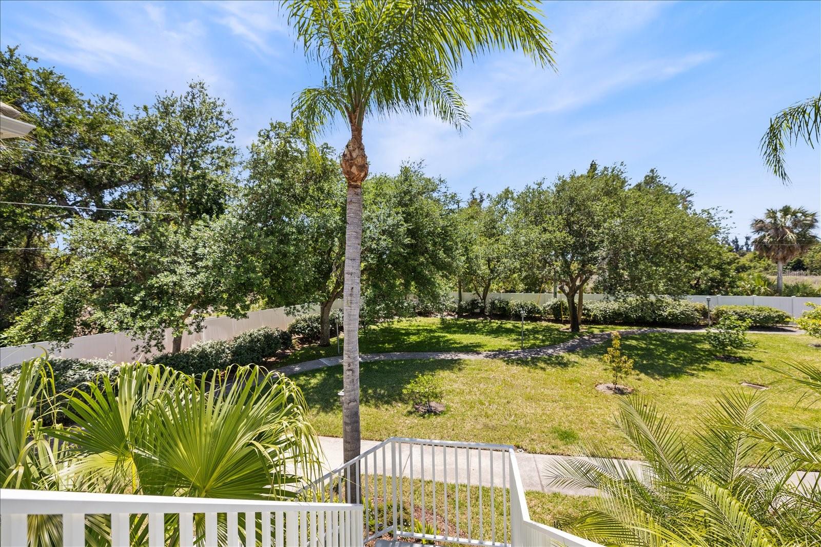 300 GARDENS EDGE DR #324 — photo 28
