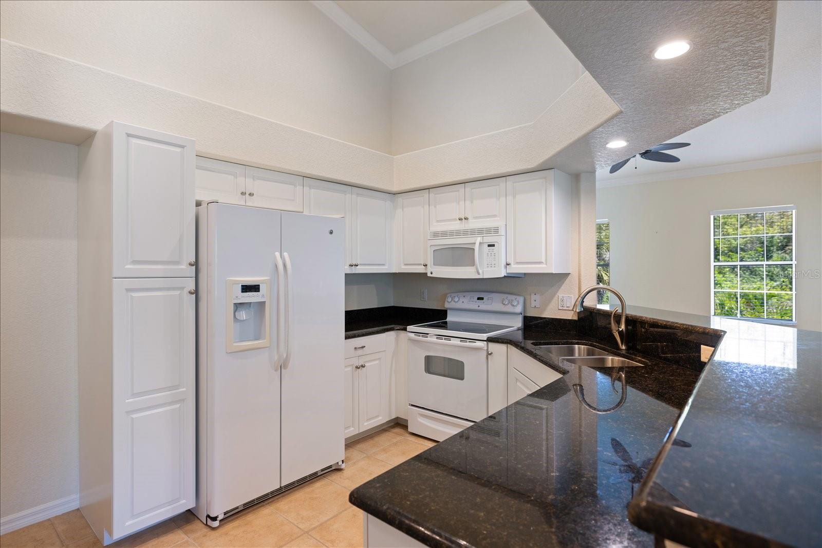 300 GARDENS EDGE DR #324 — photo 5