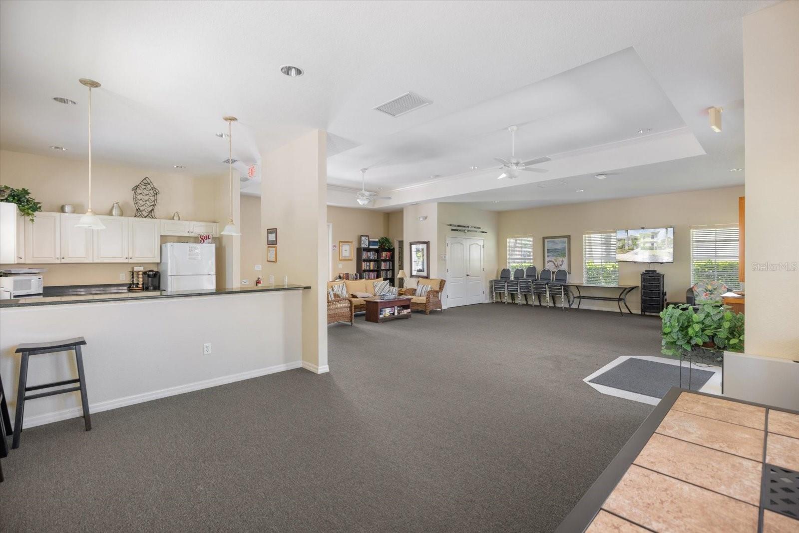 300 GARDENS EDGE DR #324 — photo 21