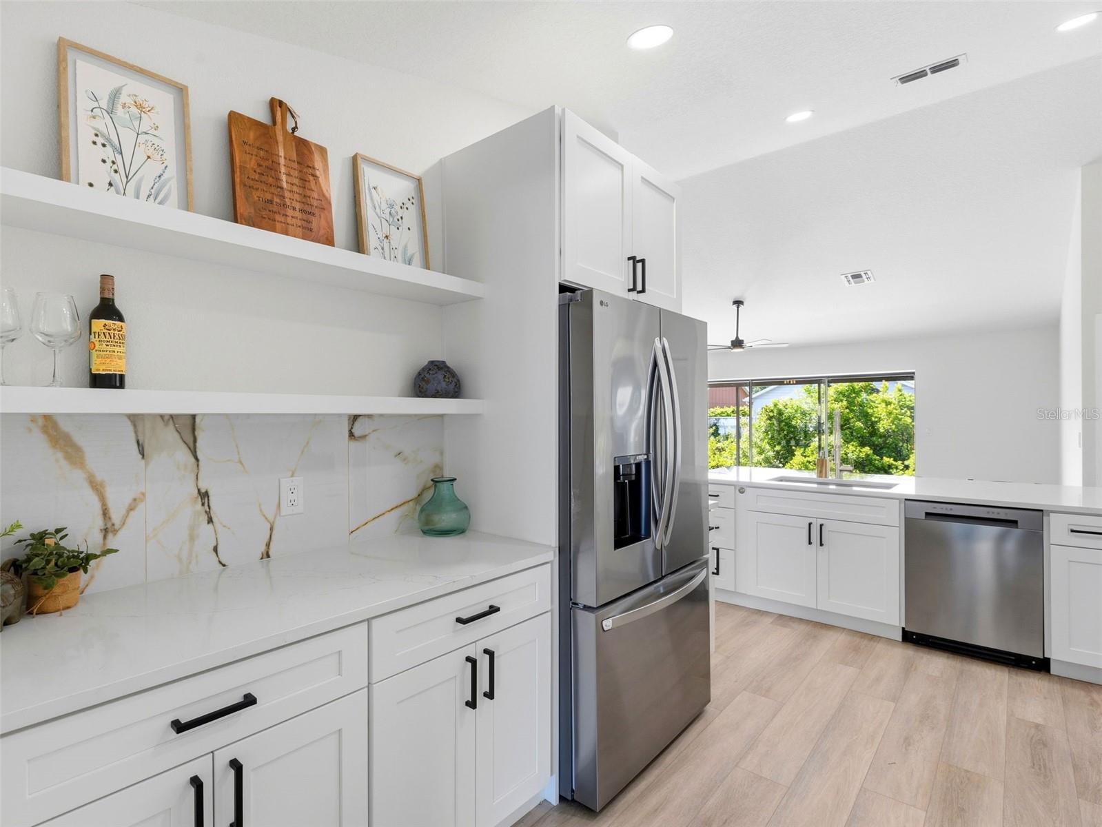8452 YEARLING LN — photo 17