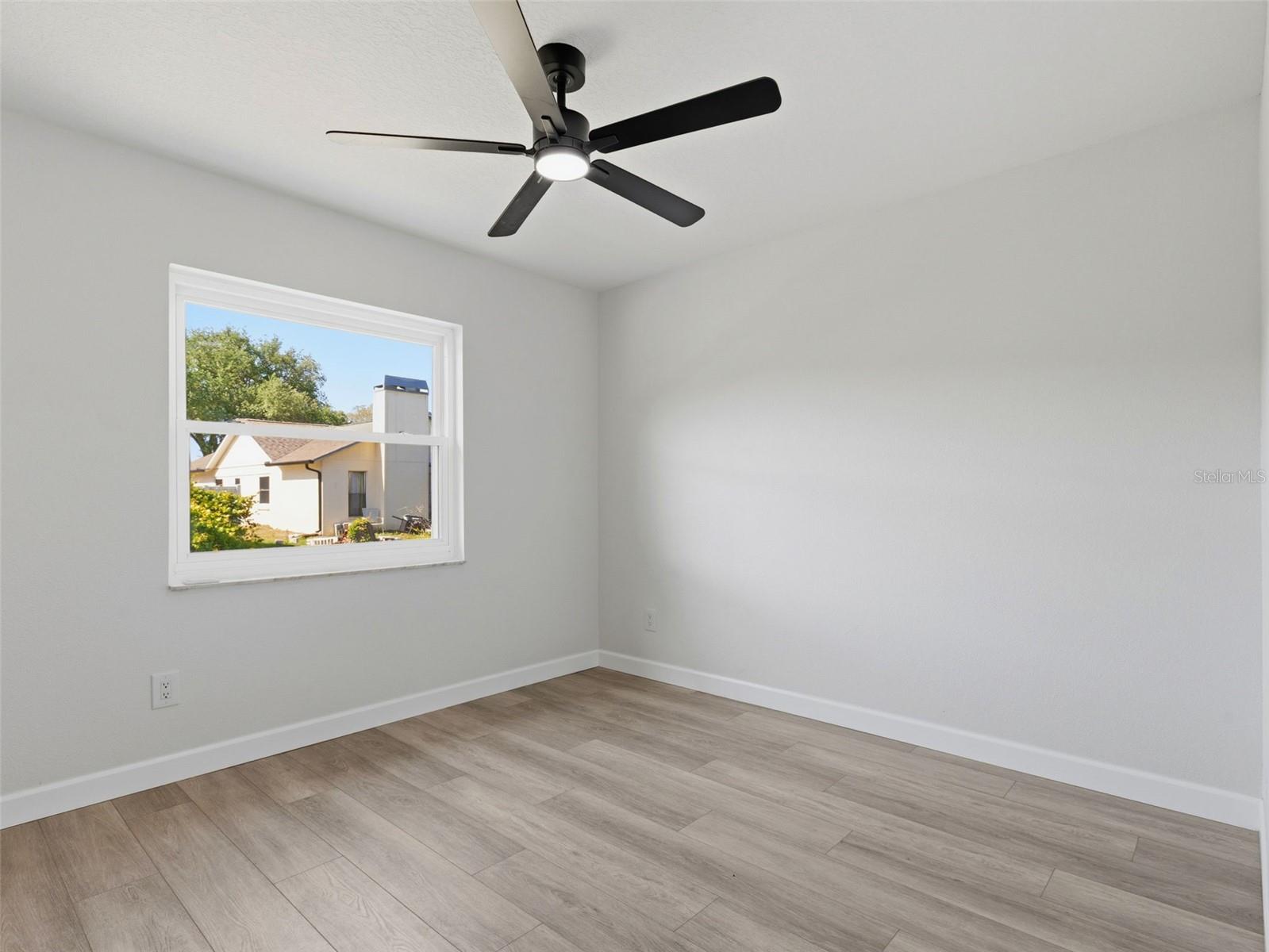 8452 YEARLING LN — photo 28