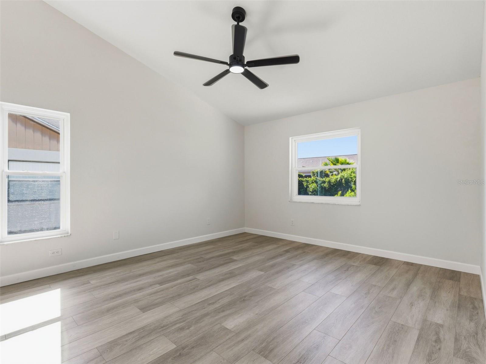 8452 YEARLING LN — photo 20