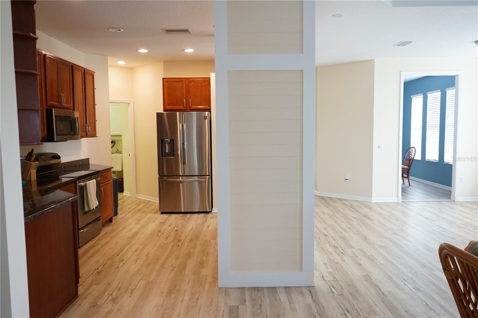 201 SUNSET CREST CT — photo 7