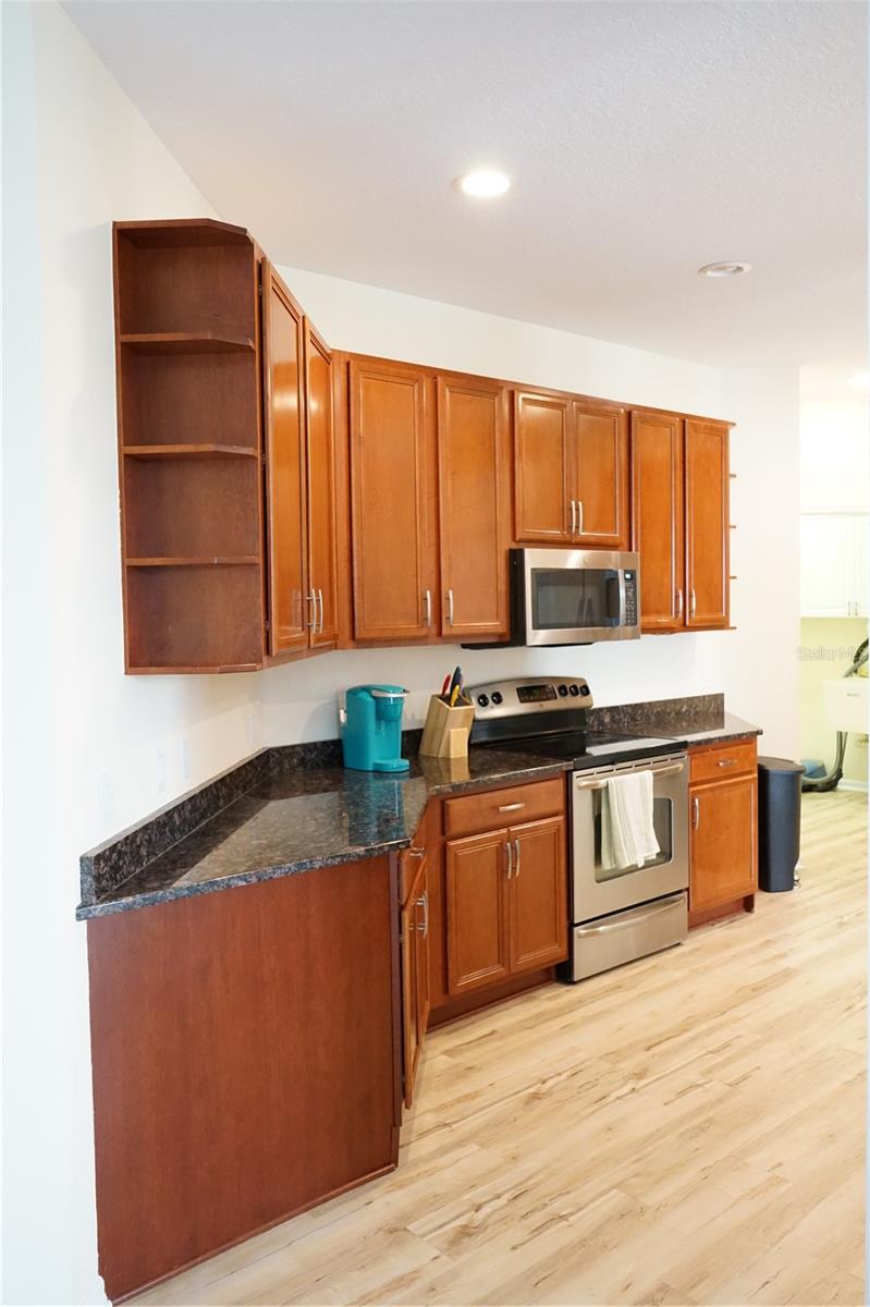 201 SUNSET CREST CT — photo 13