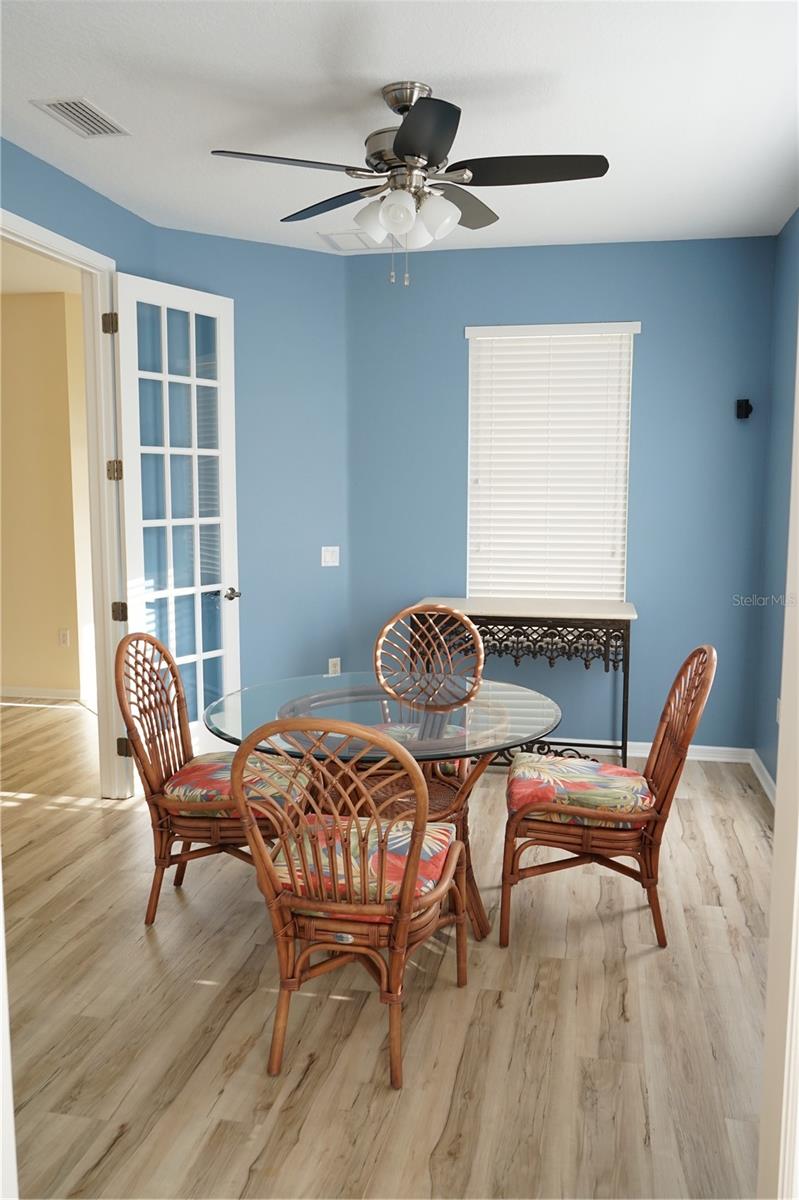 201 SUNSET CREST CT — photo 18