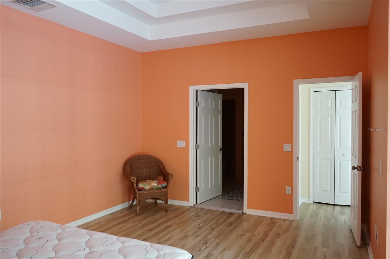 201 SUNSET CREST CT — photo 29