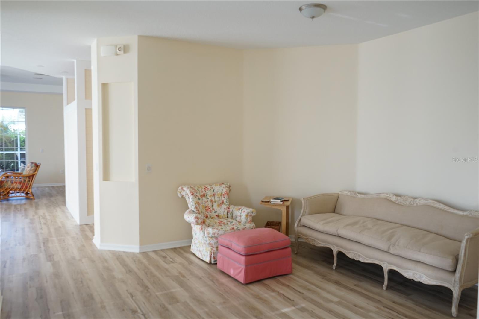 201 SUNSET CREST CT — photo 23